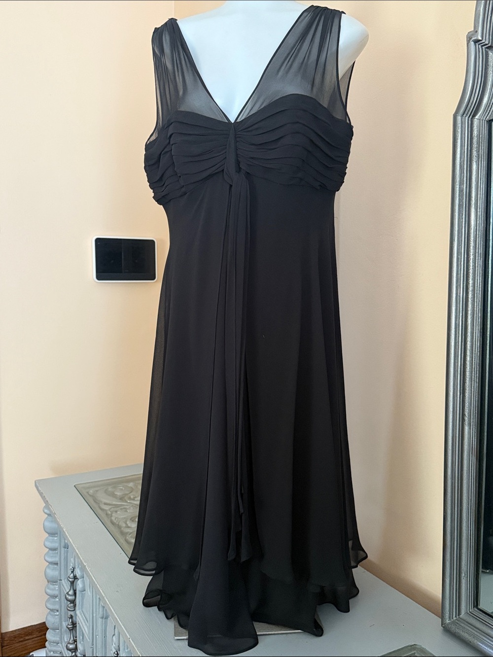 Vintage Donna Ricco 14 Black Silk Chiffon Midi Dress with V-Neck